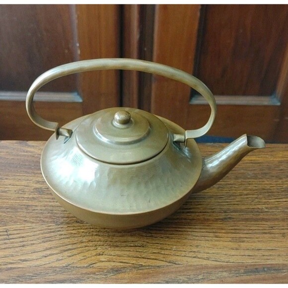 BEAUTIFUL Vintage GREGORIAN Hammered Solid Copper TEAPOT USA Tea Pot Copperware - Picture 2 of 5